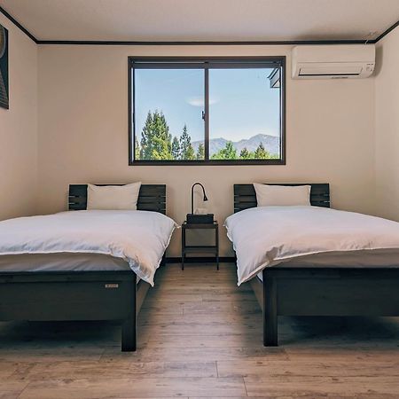 Crows Nest Norikura Villa Otari ภายนอก รูปภาพ